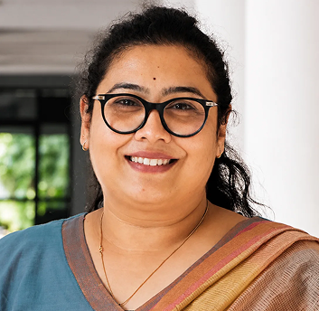 Mrs. Mrunal Johrapurkar